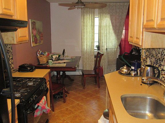 5th image of 2 Elmwood Park Dr APT 316