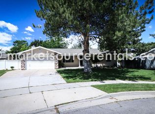 8642 S Cessna Cir, Sandy, UT 84093