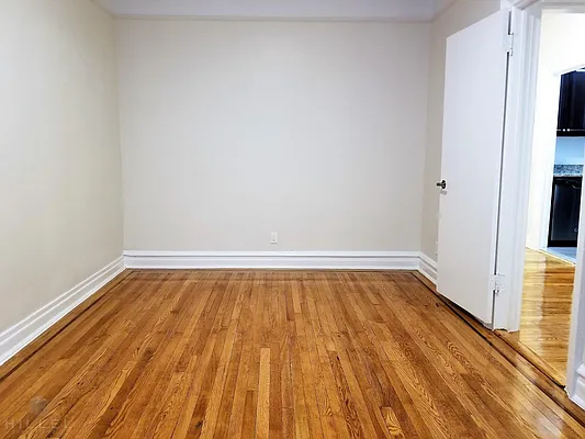 Rented by Hillel Realty Group | media 23