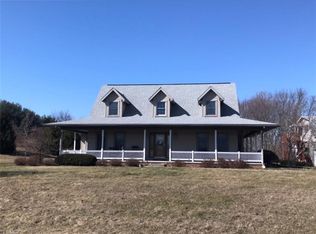 8507 Crum Rd SE, Sherrodsville, OH 44675