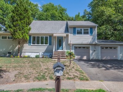 13 Talsman Ct, Wayne, NJ, 07470