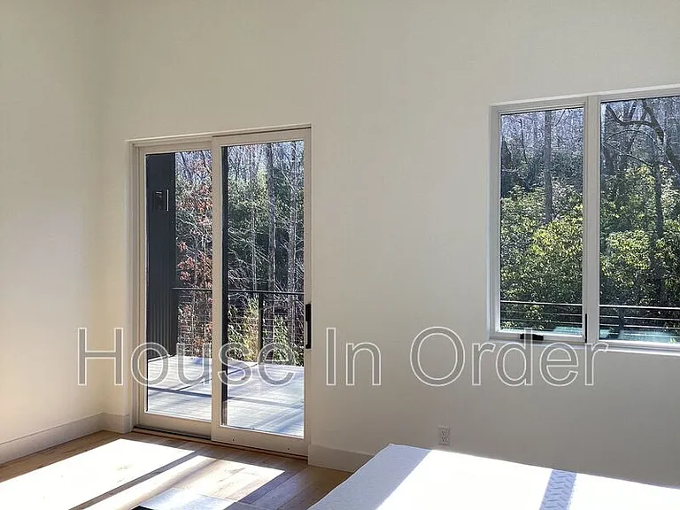 170 Mountain Laurel Ln — Photo 16