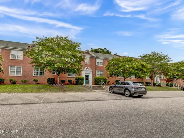 2940 Oleander Drive #F5, Wilmington, NC 28403