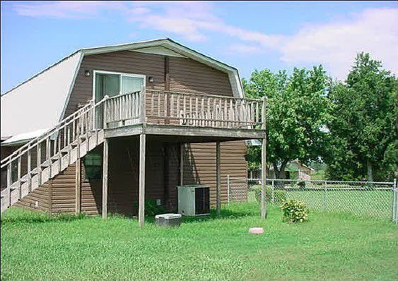 2nd image of 292 Thomas Dr