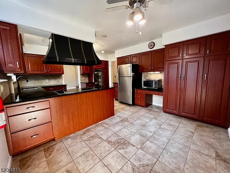 12 Hobart Gap Rd — Photo 19