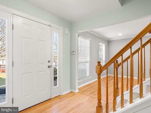3rd image of 5013 Swan Dr