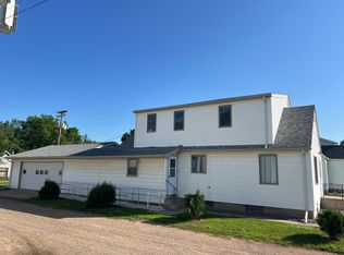 107 Cleveland Ave, Morgan, MN 56266