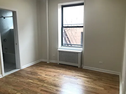 Rented by Compass | media 19