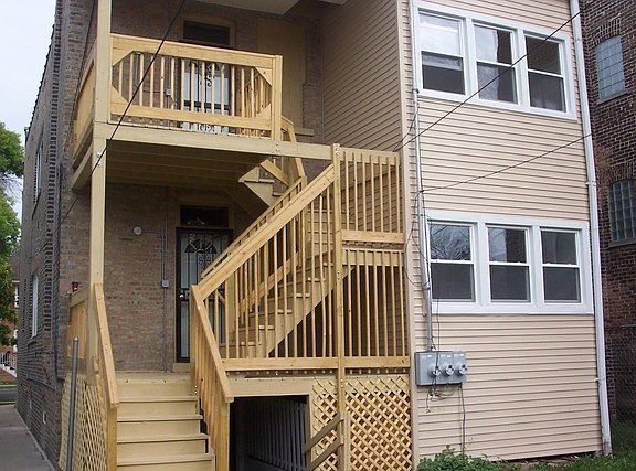 3rd image of 5531 W Van Buren St