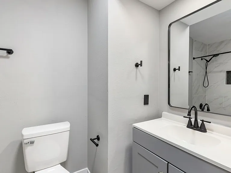2226 Nantucket Dr #A — Photo 39