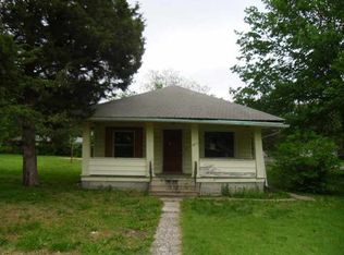 2344 SE Massachusetts Ave, Topeka, KS 66605