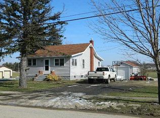 202 S Washington St, North East, PA