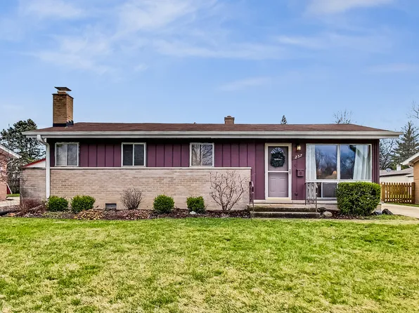 257 E Normandy Dr, Addison, IL 60101