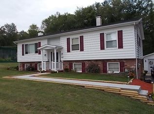 907 3rd Ave, East Brady, PA