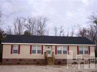 52 Daniel Rd, Rocky Pt, NC 28475