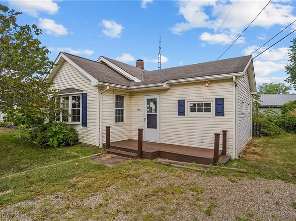 408 North St, Beloit, OH 44609