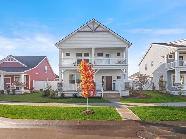 14236 Phoenix Pl, Holland, MI 49424