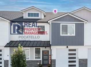 179 Park Lawn Dr #8, Chubbuck, ID 83202