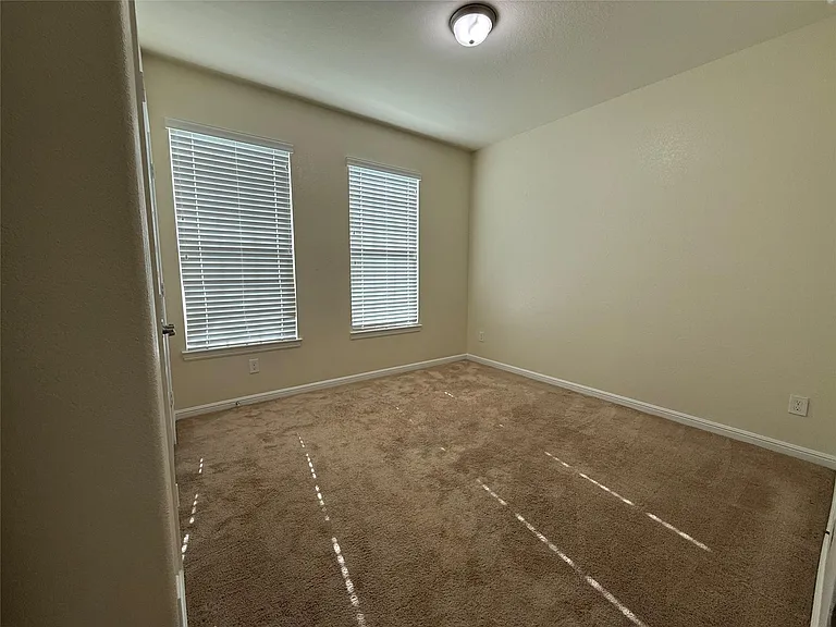 5522 Carlisle Ave — Photo 5