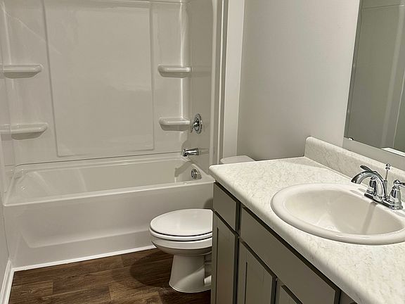 5th image of 1223 King Eider Way