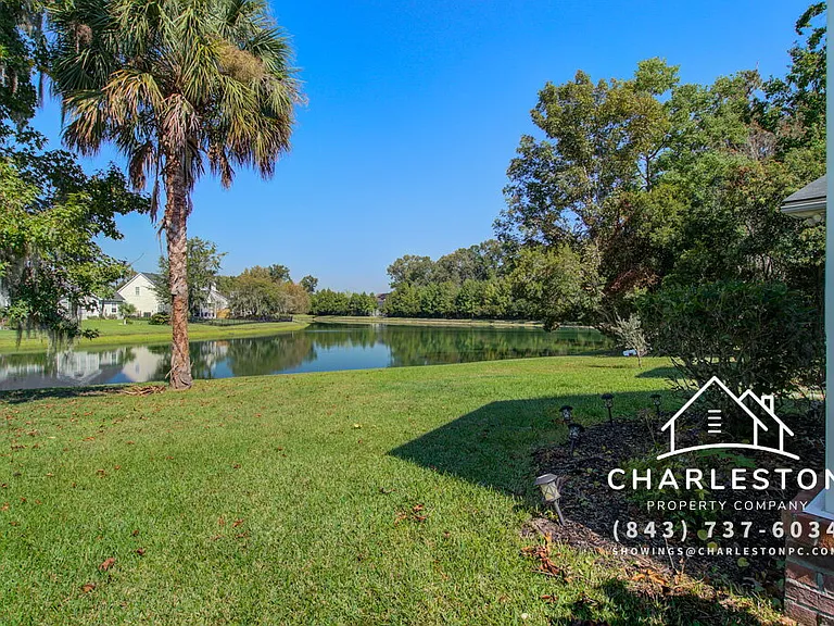 454 Hainsworth Dr — Photo 2