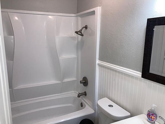 4th image of 1300 Milam Way