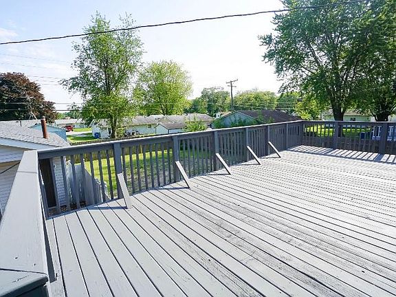 3rd image of 41 Dennison Dr