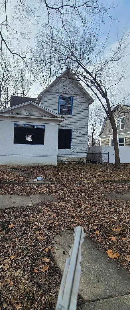 469 S Wildwood Ave photo 1
