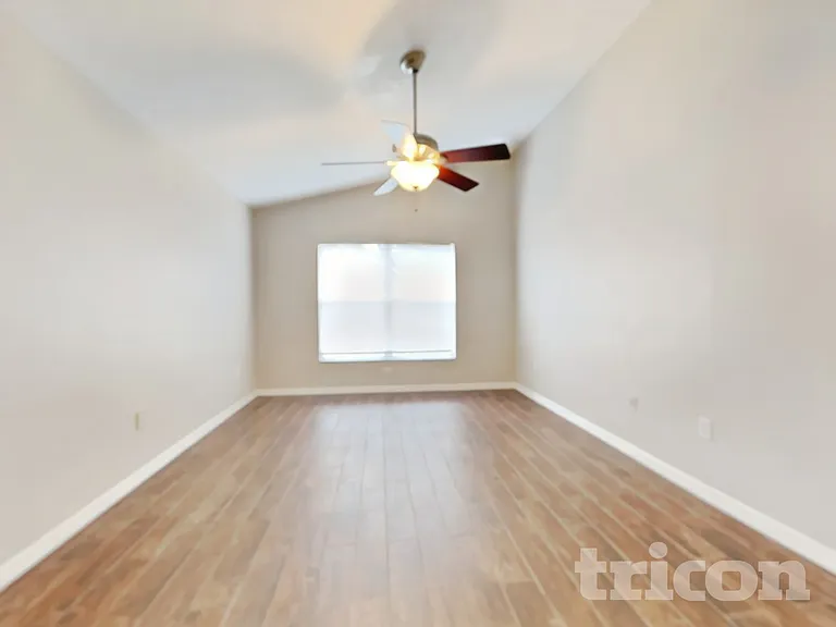 6816 Monarch Park Dr — Photo 7