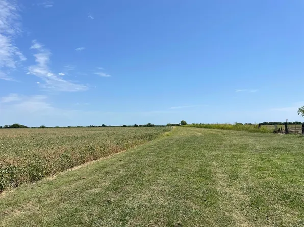 5 Fm 1530, Pecan Gap, TX 75469