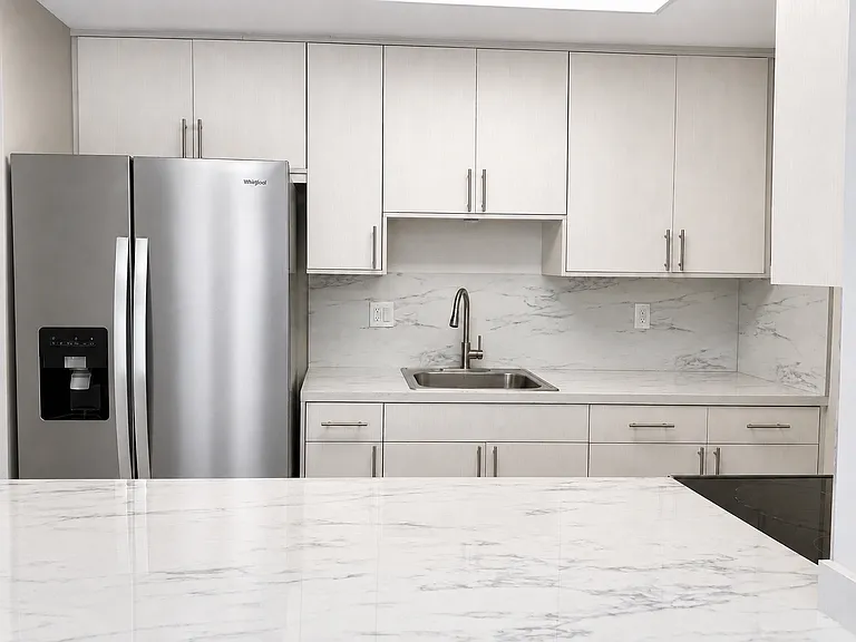 3659 SW 99th Ave #7 — Photo 6