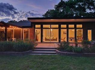 2323 W 95th St, Leawood, KS 66206