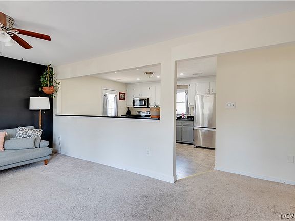 5th image of 6454 Mary Esther Ln