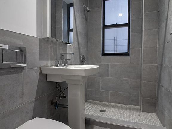 5th image of 601 W 176th St APT 21