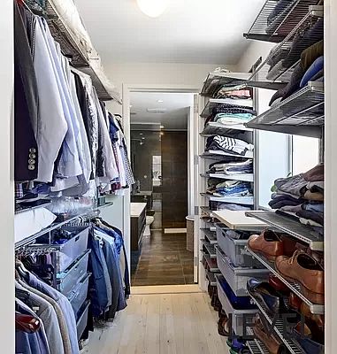 5th image of 420 W 25th St APT 6E