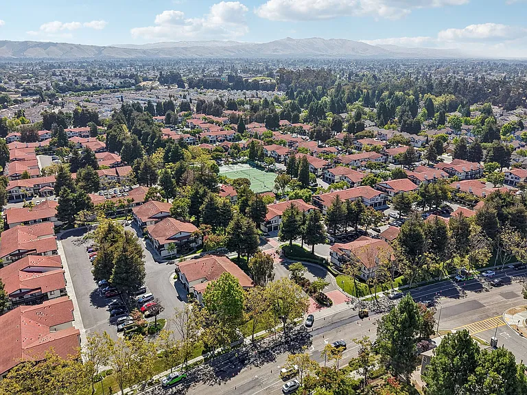 Ardenwood Forest Rental Condos — Photo 15