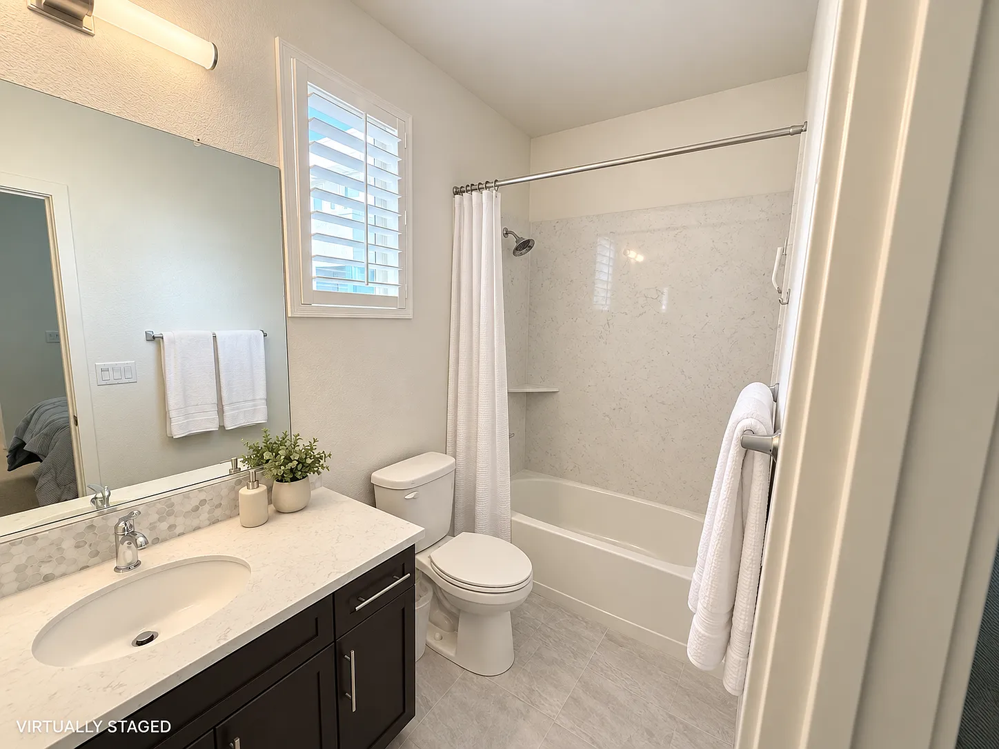 2 bed, 2.5 bath, 1045 sqft, $2,400 — Photo 1