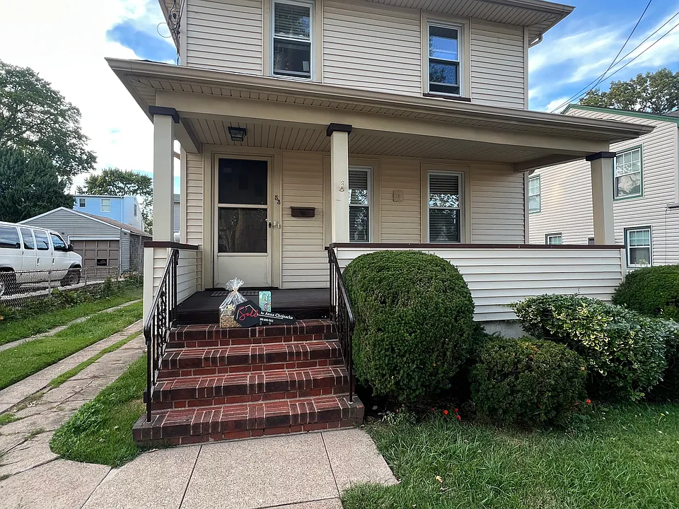 53 Ackerman Ave #2