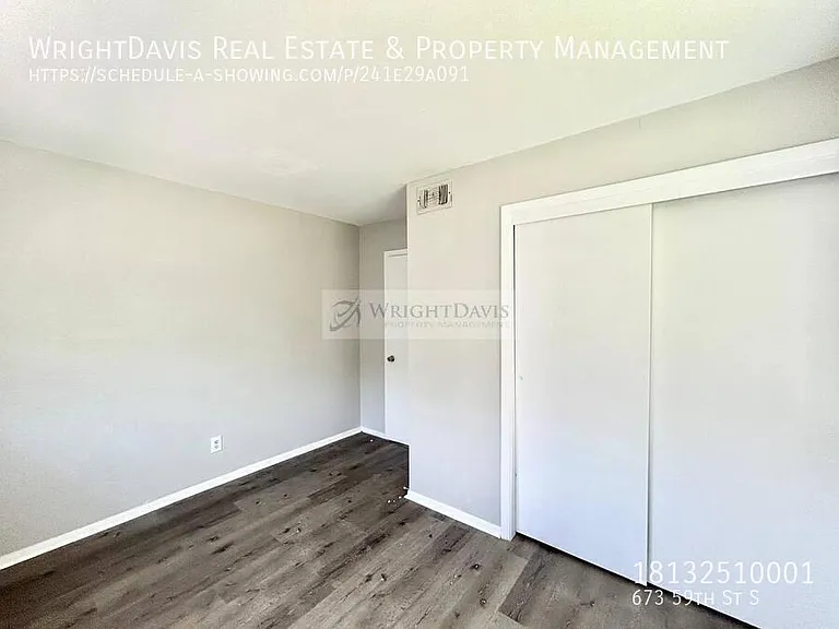 673 59th St S — Photo 15