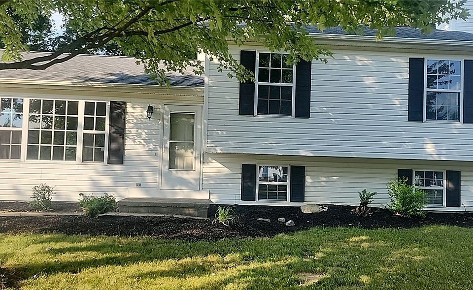 1st image of 14855 Glen Valley Dr