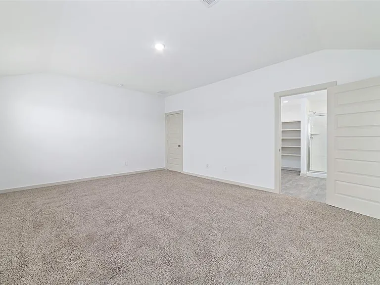 7207 Sunbreeze Ln — Photo 14