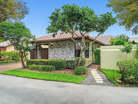 2nd image of 21330 Placida Terrace