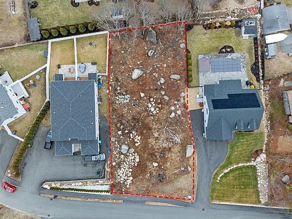 2nd image of 3 Deacon Farm Ln