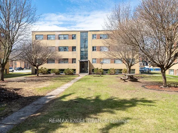 2043 Prospect St #36, Burlington, ON L7R 1Z2
