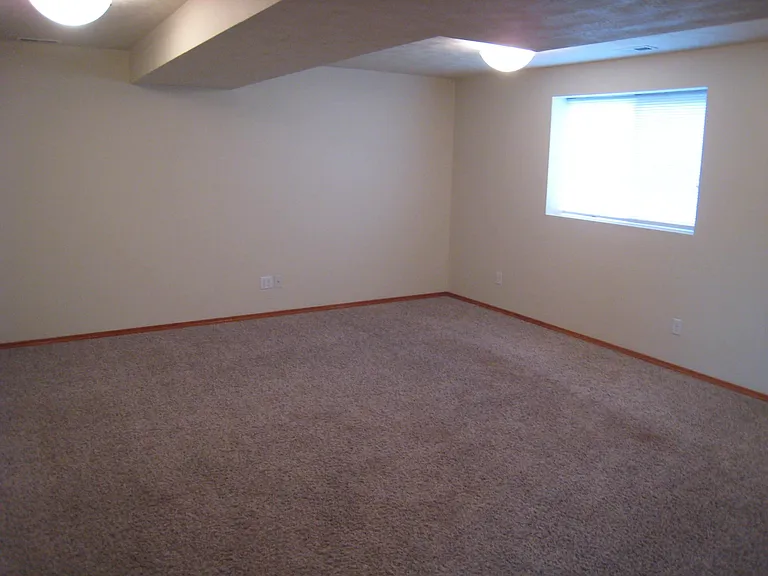 1010 S Newer Rd — Photo 12