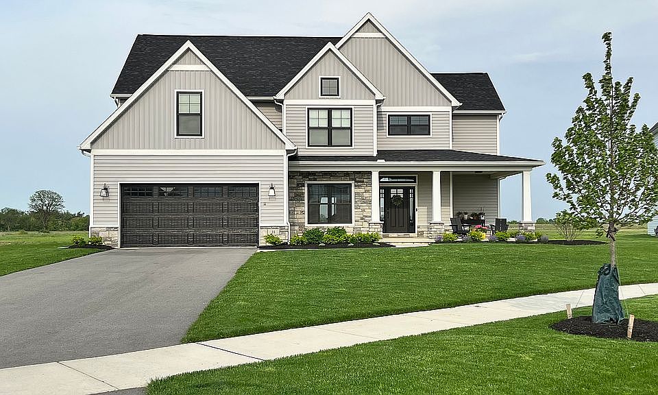 1st image of 18 Winfield Manor Ct
