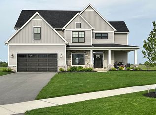 18 Winfield Manor Ct, Perrysburg, OH