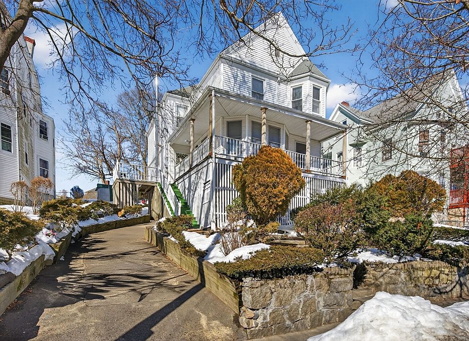1st image of 135 Allen Ave
