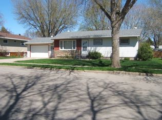 1332 4th St NW, Watertown, SD 57201