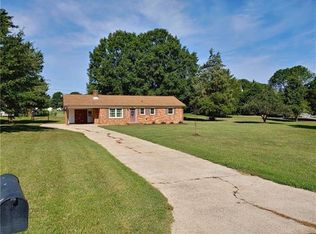2497 Lincoln Park St, Lincolnton, NC 28092